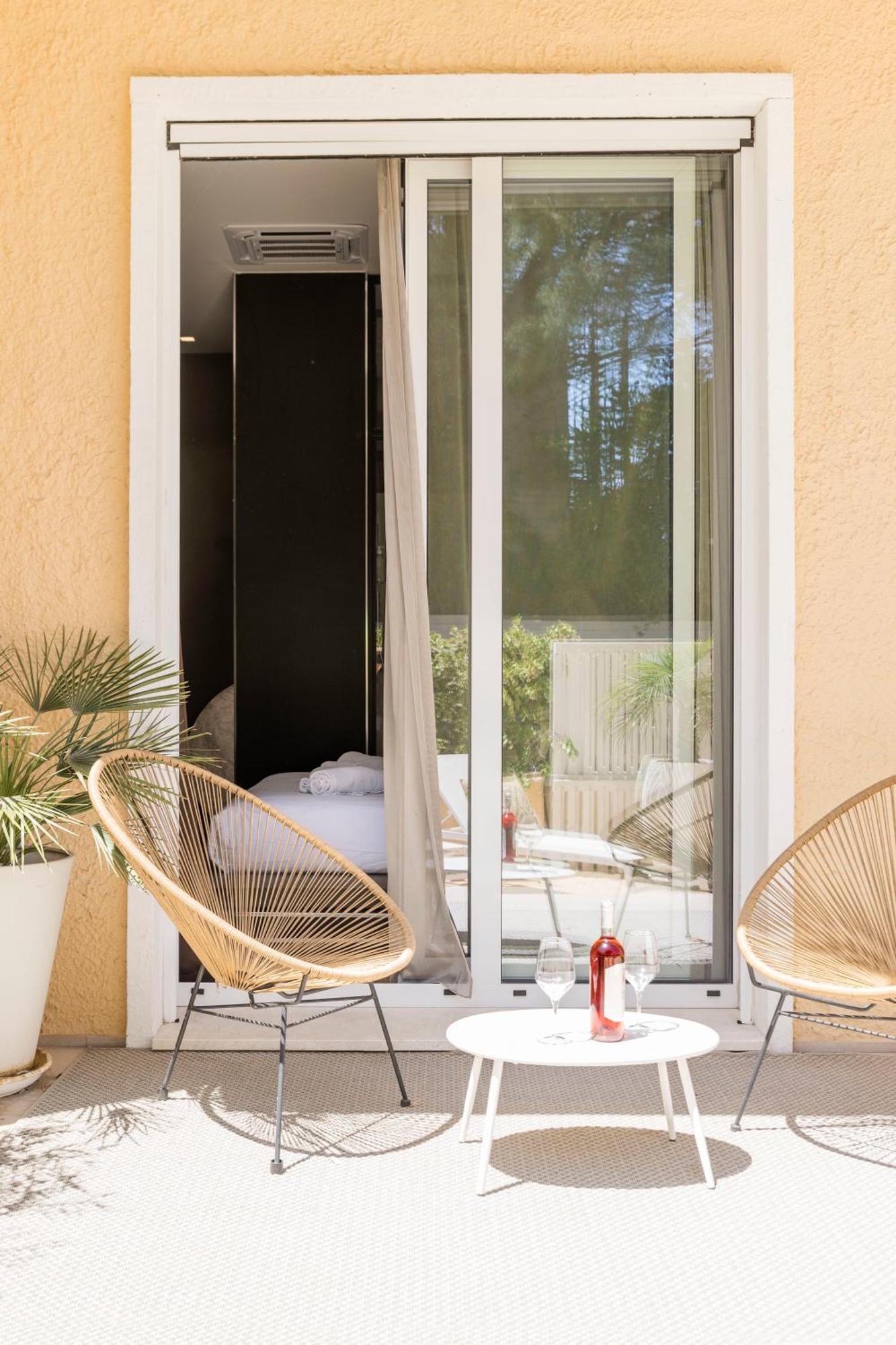 Le Palmette Suites Cagliari Exterior foto