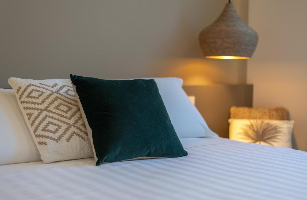 Le Palmette Suites Cagliari Exterior foto